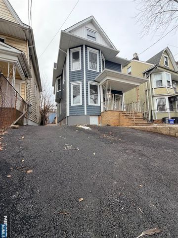 346-348 Woodside Avenue, Newark, NJ 07104