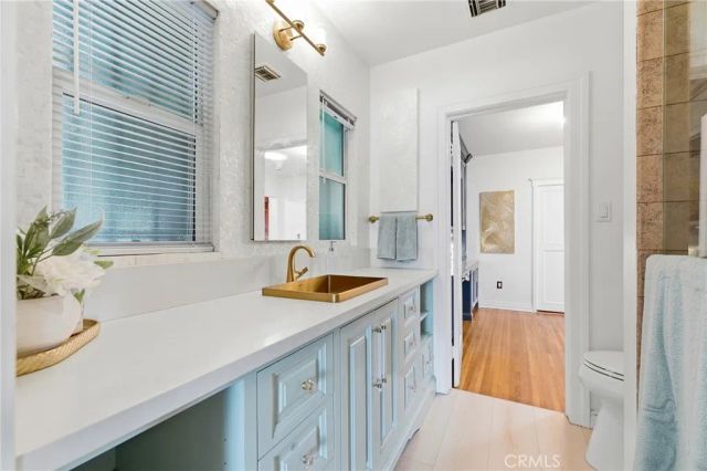 852 Chapman, Pasadena, CA 91103