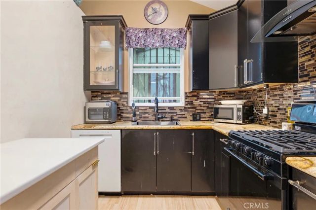 852 Chapman, Pasadena, CA 91103