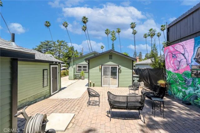 852 Chapman, Pasadena, CA 91103