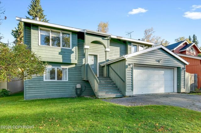 3831 Winchester Loop, Anchorage, AK 99507