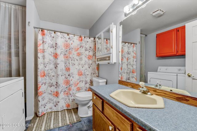 3831 Winchester Loop, Anchorage, AK 99507