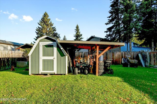 3831 Winchester Loop, Anchorage, AK 99507