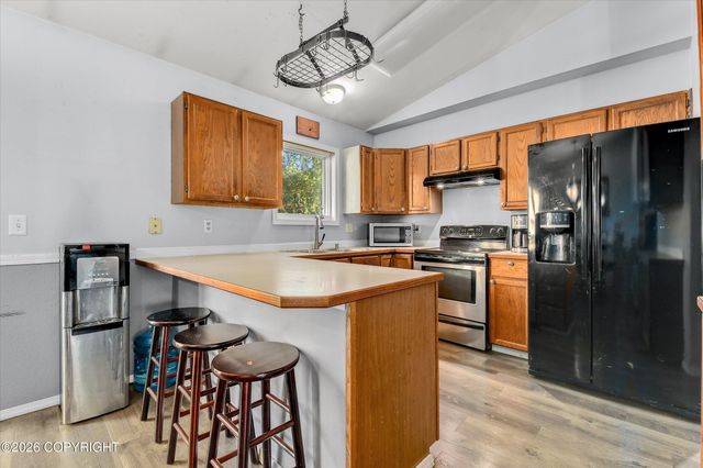 3831 Winchester Loop, Anchorage, AK 99507