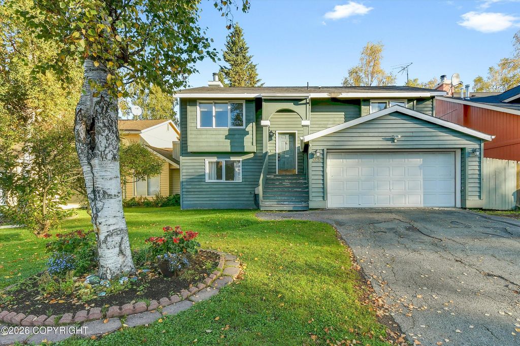 3831 Winchester Loop, Anchorage, AK 99507