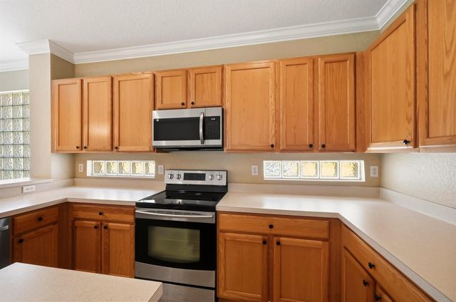 421 Gazetta Way, West Palm Beach, FL 33413