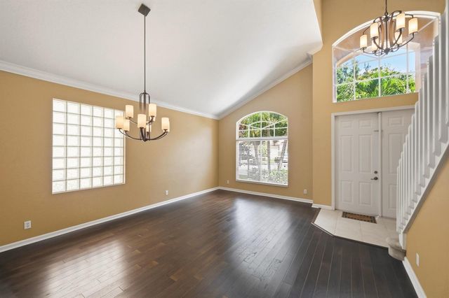 421 Gazetta Way, West Palm Beach, FL 33413