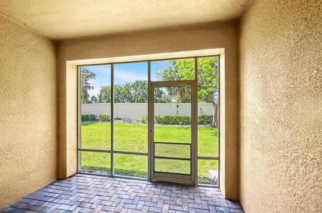 421 Gazetta Way, West Palm Beach, FL 33413