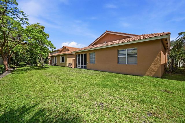 421 Gazetta Way, West Palm Beach, FL 33413