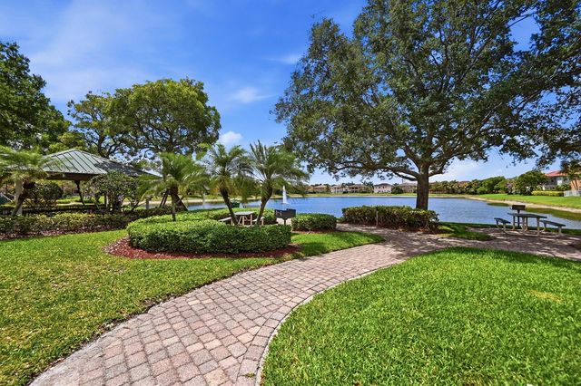421 Gazetta Way, West Palm Beach, FL 33413