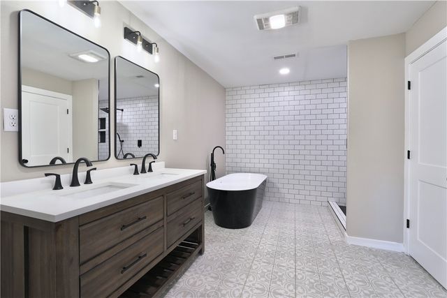 17471 Highway 412, Huntsville, AR 72740