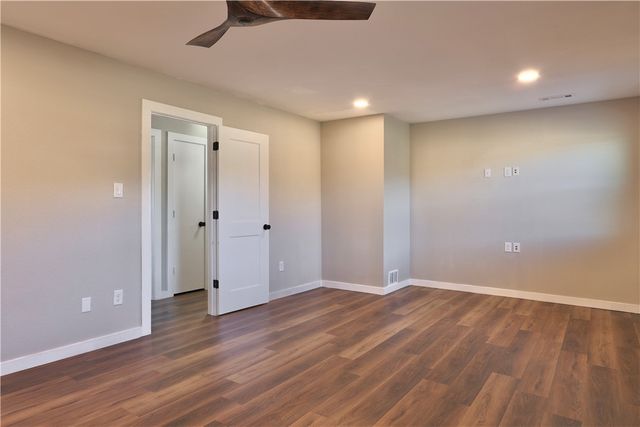 17471 Highway 412, Huntsville, AR 72740