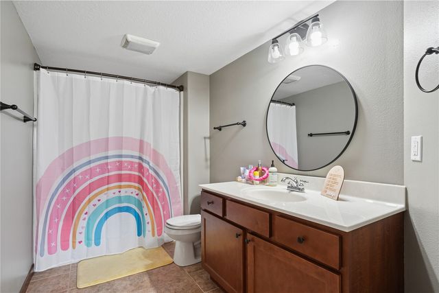 5027 Cotton Court SW, Cedar Rapids, IA 52404