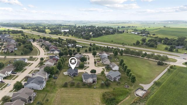5027 Cotton Court SW, Cedar Rapids, IA 52404
