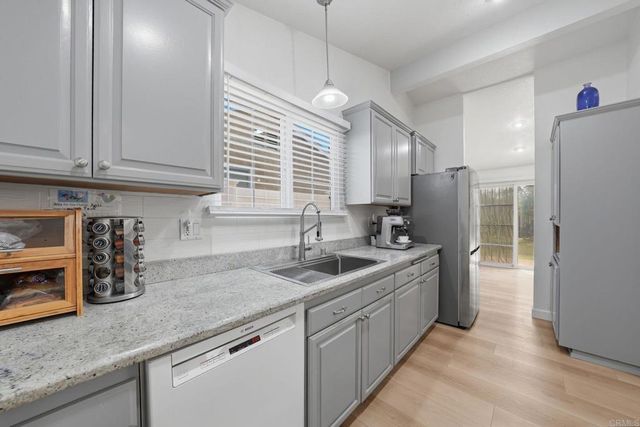 4613 Rainier Avenue, San Diego, CA 92120