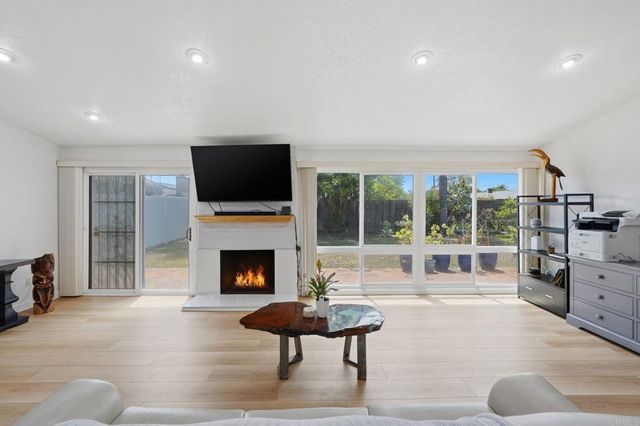 4613 Rainier Avenue, San Diego, CA 92120