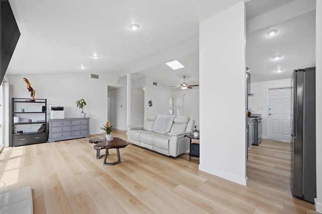 4613 Rainier Avenue, San Diego, CA 92120