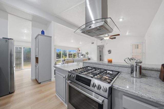 4613 Rainier Avenue, San Diego, CA 92120