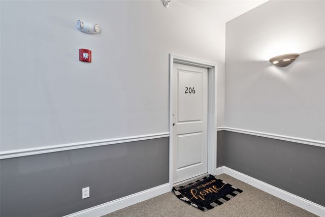 4510 Twain Circle 206, Ames, IA 50014