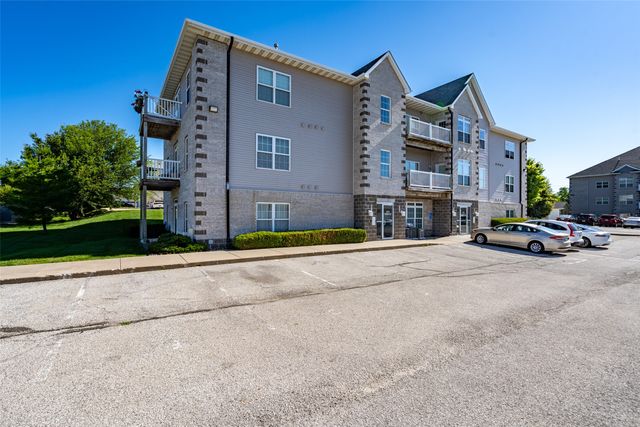4510 Twain Circle 206, Ames, IA 50014