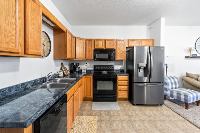 4510 Twain Circle 206, Ames, IA 50014