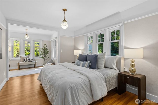 9819 Cherry Street, Edmonds, WA 98020