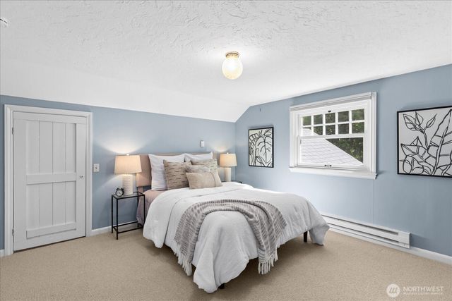 9819 Cherry Street, Edmonds, WA 98020