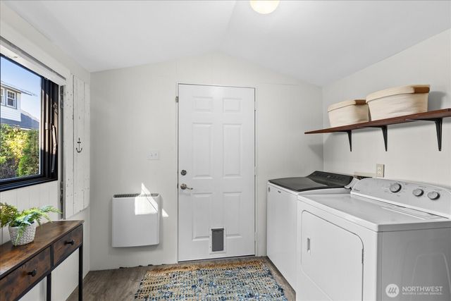 9819 Cherry Street, Edmonds, WA 98020