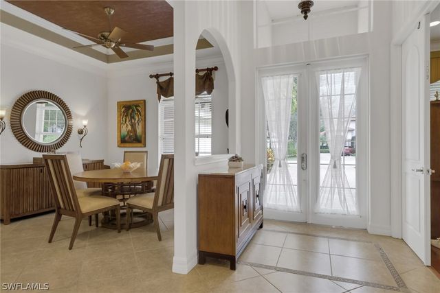 383 Cypress WAY W, Naples, FL 34110