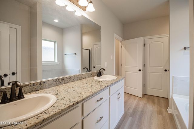 304 Tall Meadows Lane, Lafayette, LA 70506