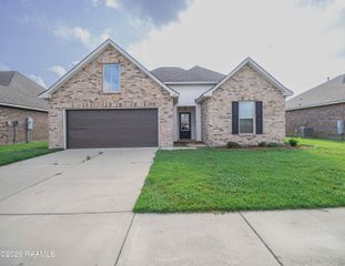 304 Tall Meadows Lane, Lafayette, LA 70506