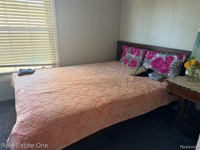 23677 Stonehenge Boulevard, Novi, MI 48375