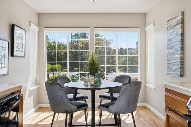 7306 Rush River Dr, Sacramento, CA 95831