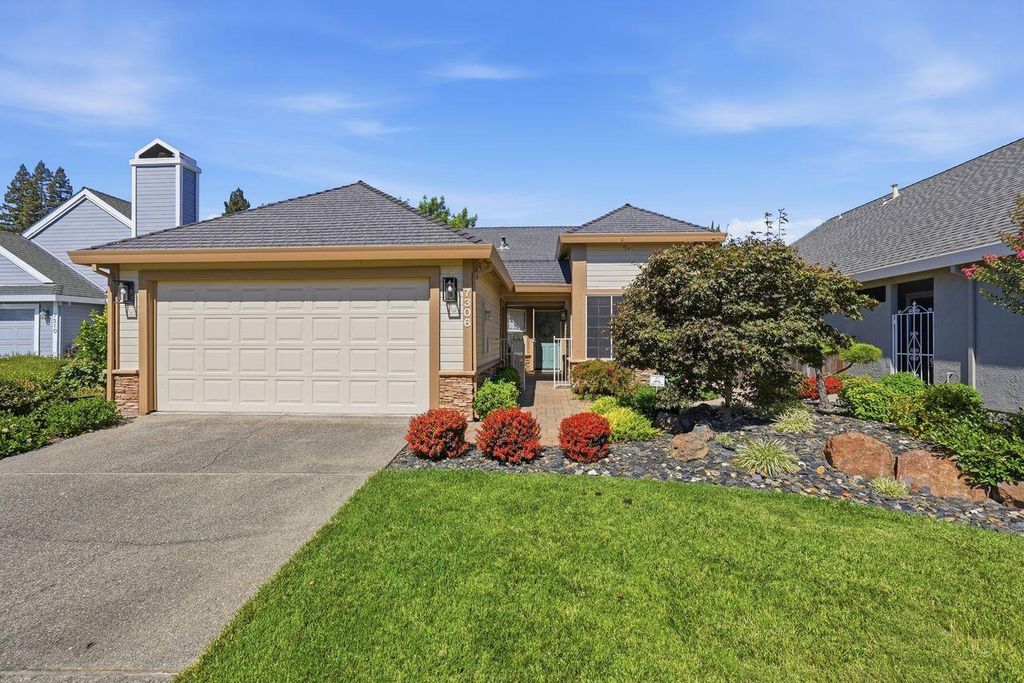 7306 Rush River Dr, Sacramento, CA 95831