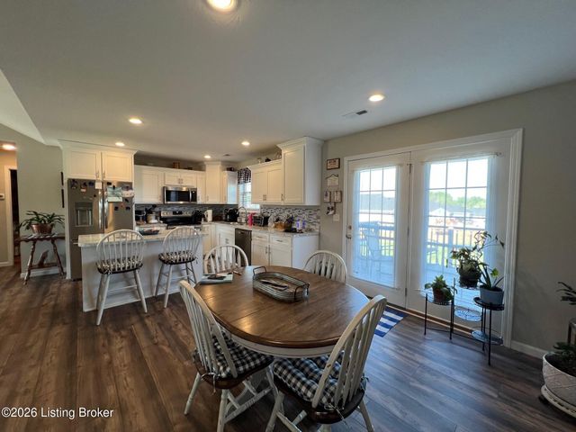 305 Oak Hill Ct, Bardstown, KY 40004