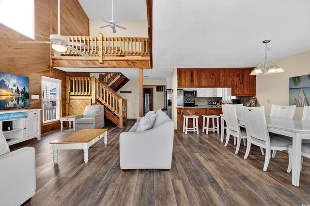 402 34th Ave. N, North Myrtle Beach, SC 29582