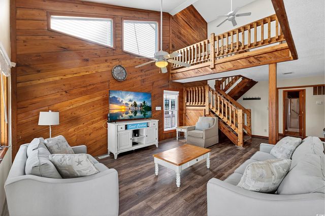 402 34th Ave. N, North Myrtle Beach, SC 29582