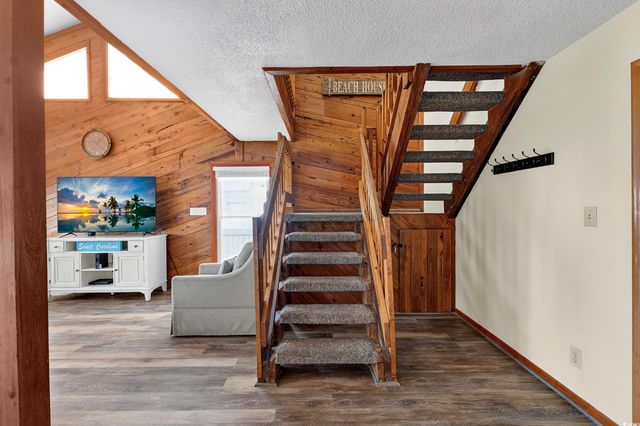 402 34th Ave. N, North Myrtle Beach, SC 29582