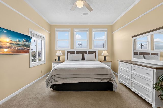 402 34th Ave. N, North Myrtle Beach, SC 29582