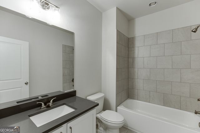 1041 Riverhill Drive, Bishop, GA 30621