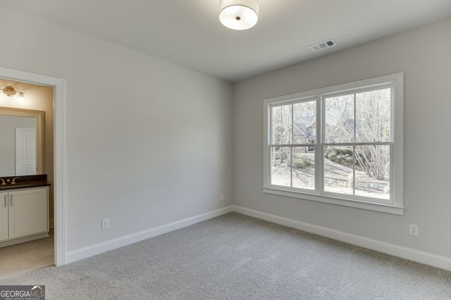 1041 Riverhill Drive, Bishop, GA 30621