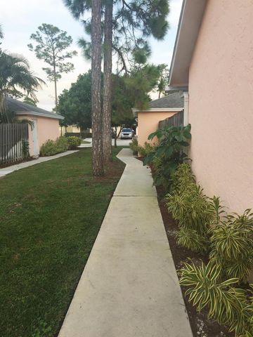 1157 Hyacinth Place, Wellington, FL 33414