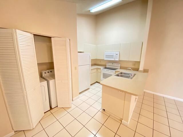 1157 Hyacinth Place, Wellington, FL 33414