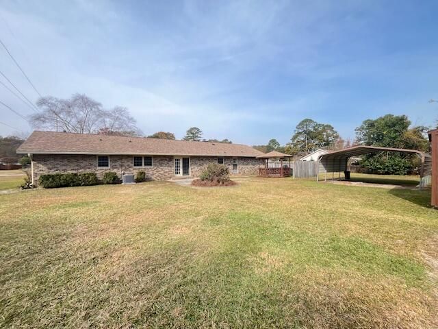 879 Twin Lakes Drive, Sumter, SC 29154