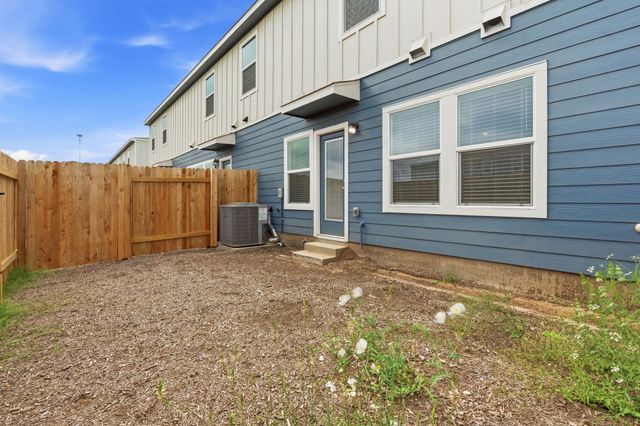 164 Cinnabar LN 3, Kyle, TX 78640