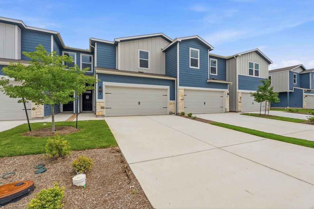 164 Cinnabar LN 3, Kyle, TX 78640