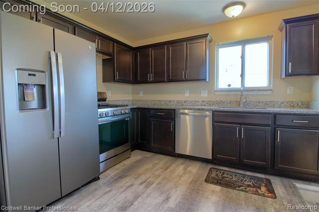 1385 Berkshire Street, Westland, MI 48186