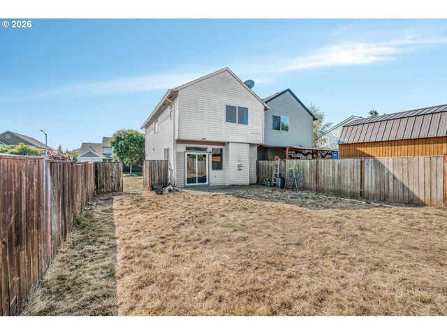 13648 GARDEN MEADOW Dr, Oregon City, OR 97045