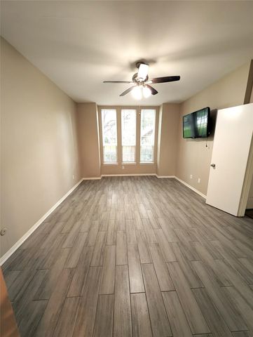 6635 Queensclub Dr Drive, Houston, TX 77069