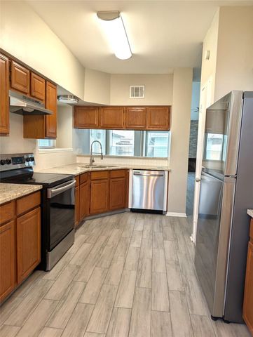 6635 Queensclub Dr Drive, Houston, TX 77069